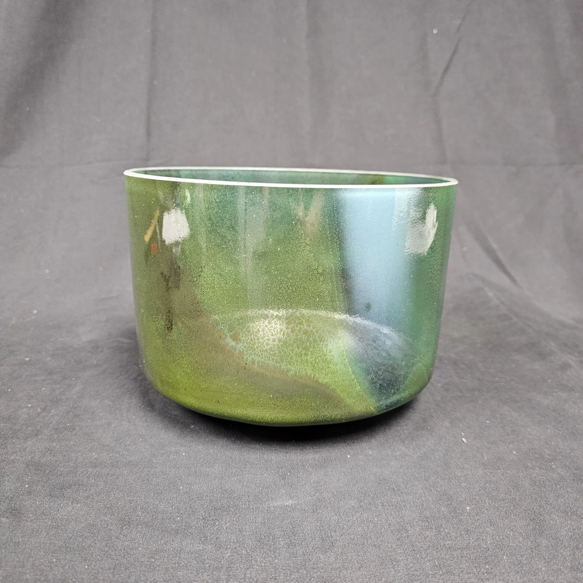 [1620] [#1620] 9" Moldavite Infused Quartz Crystal Singing Bowl | D#+30