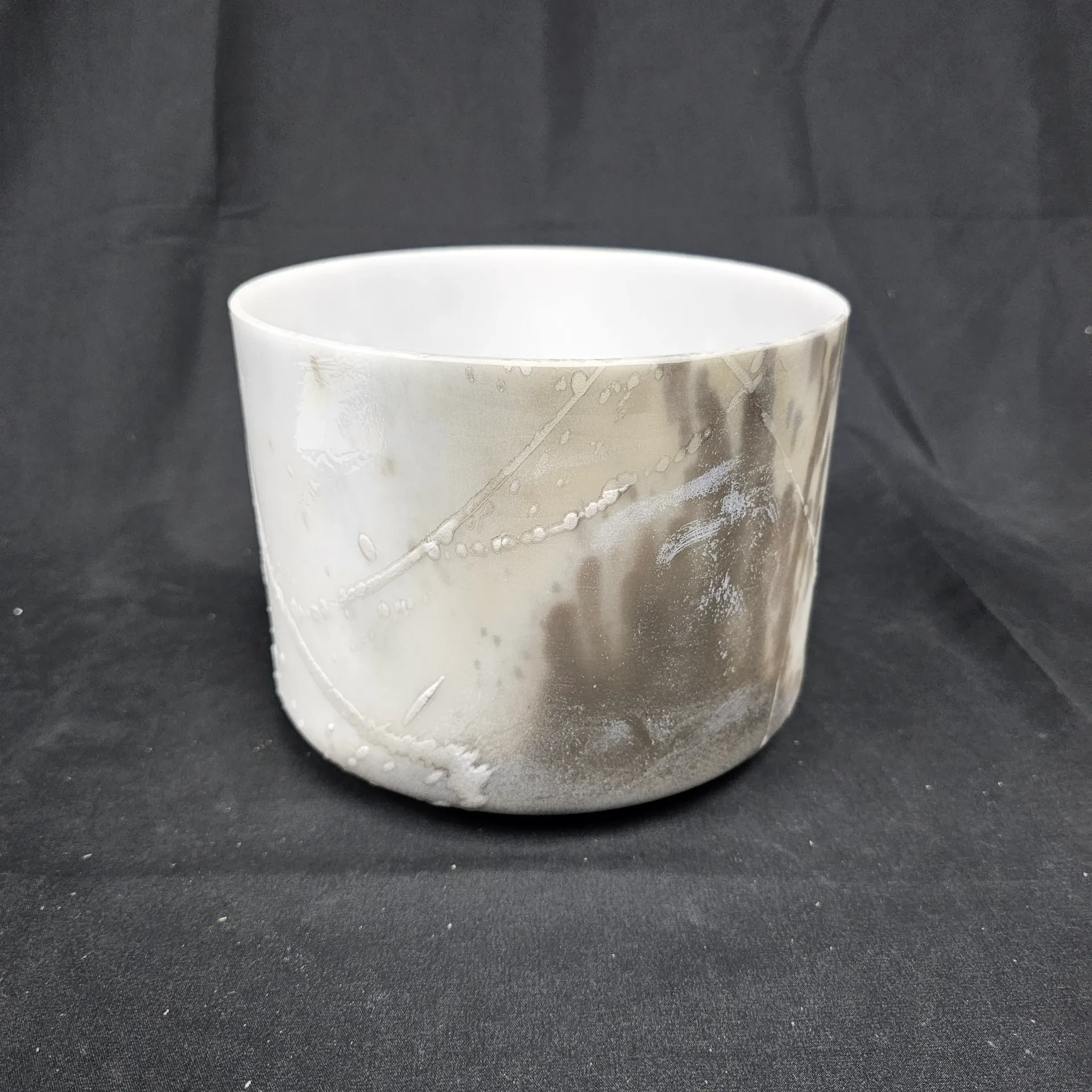 [1655] [#1655] 7" Stibnite Infused Quartz Crystal Singing Bowl | 4G#-27 | 409 Hz