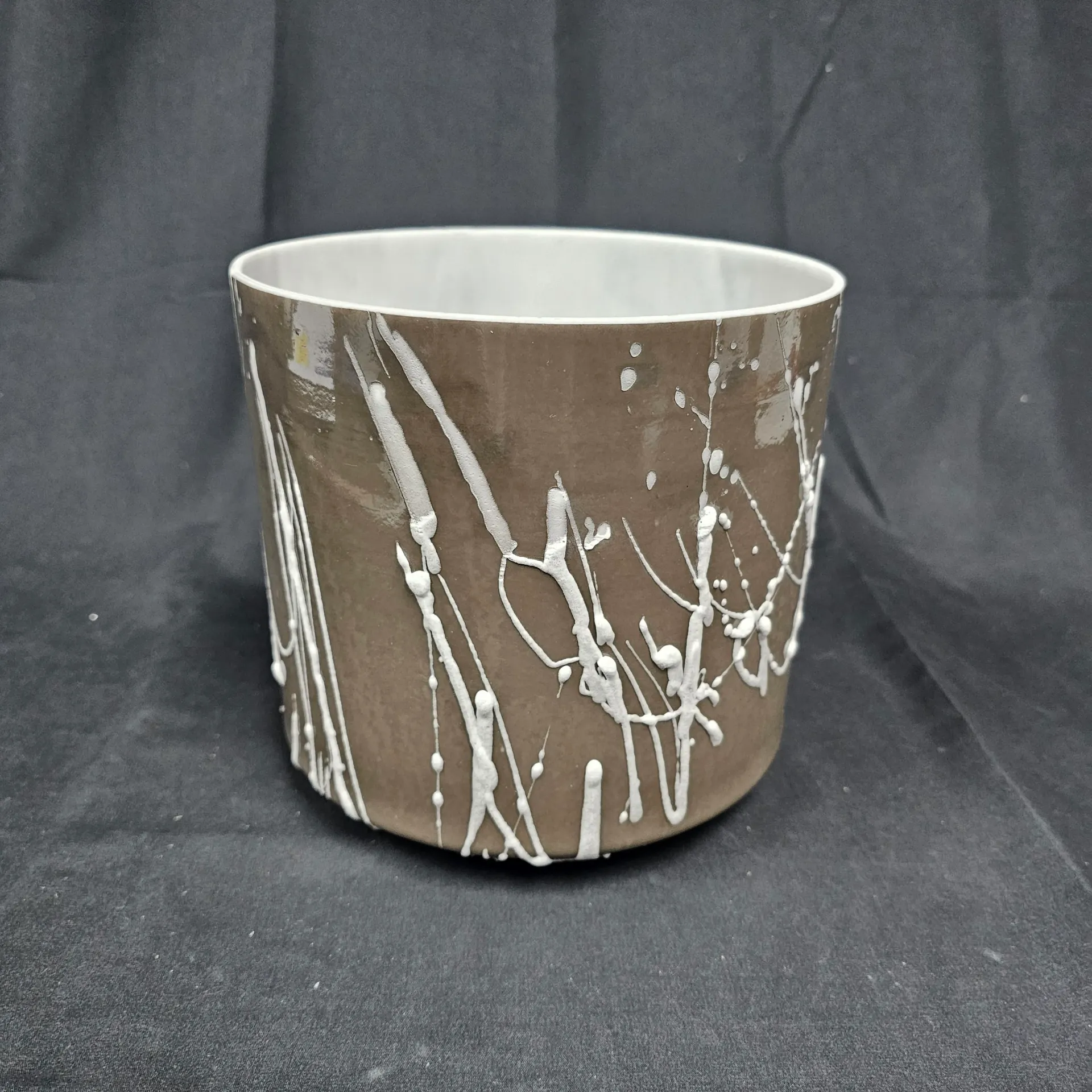[#1879] 8" Stibnite Infused Quartz Crystal Singing Bowl | 4C+40 | 268 Hz