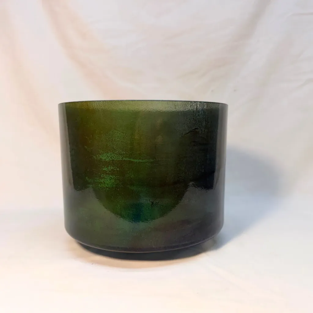Moldavite Quartz Crystal Singing Bowl | 8" F Note (+46) | Uplift Frequencies | #2566