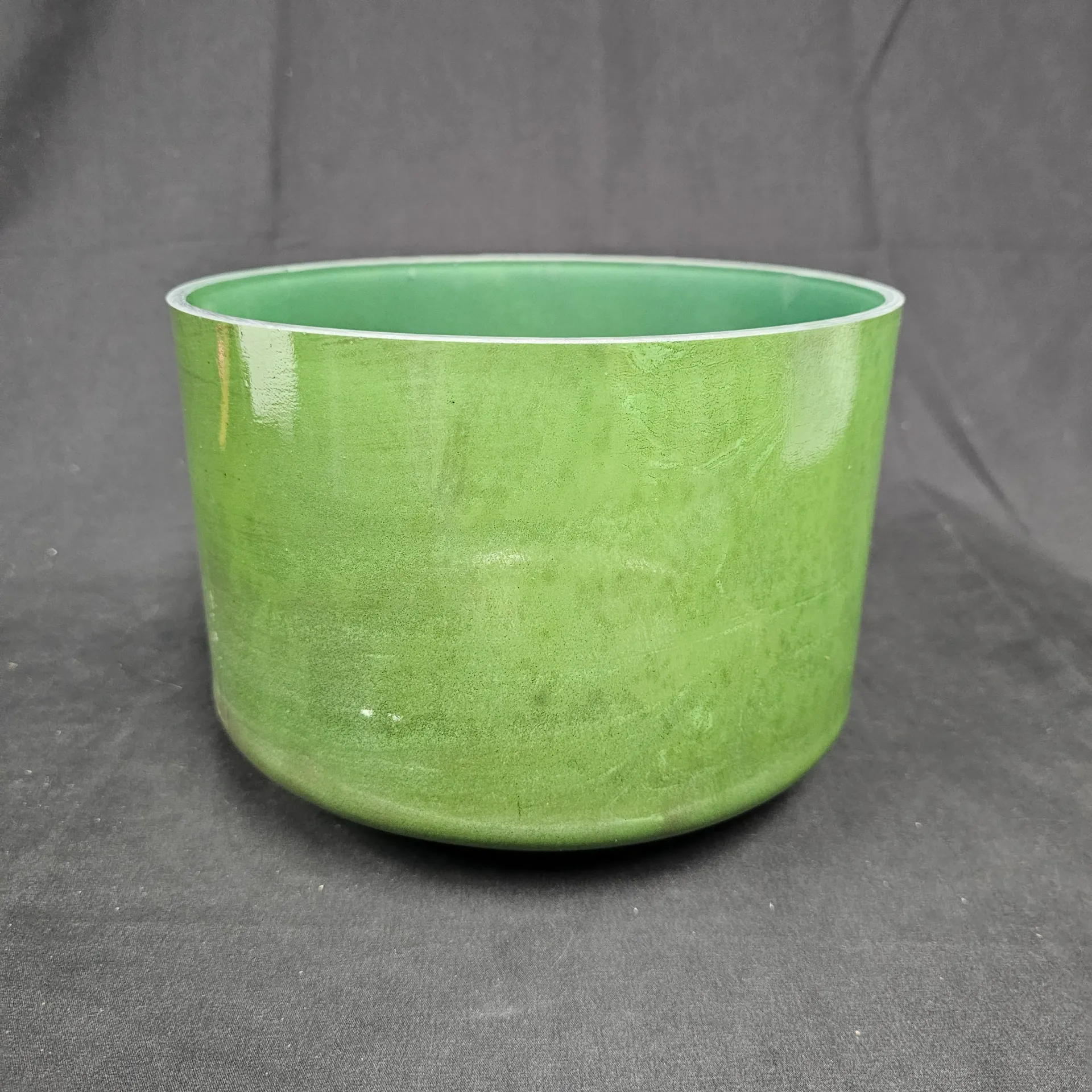 [#2810] 9" Moldavite Infused Quartz Crystal Singing Bowl | 4G-31 | 384 Hz