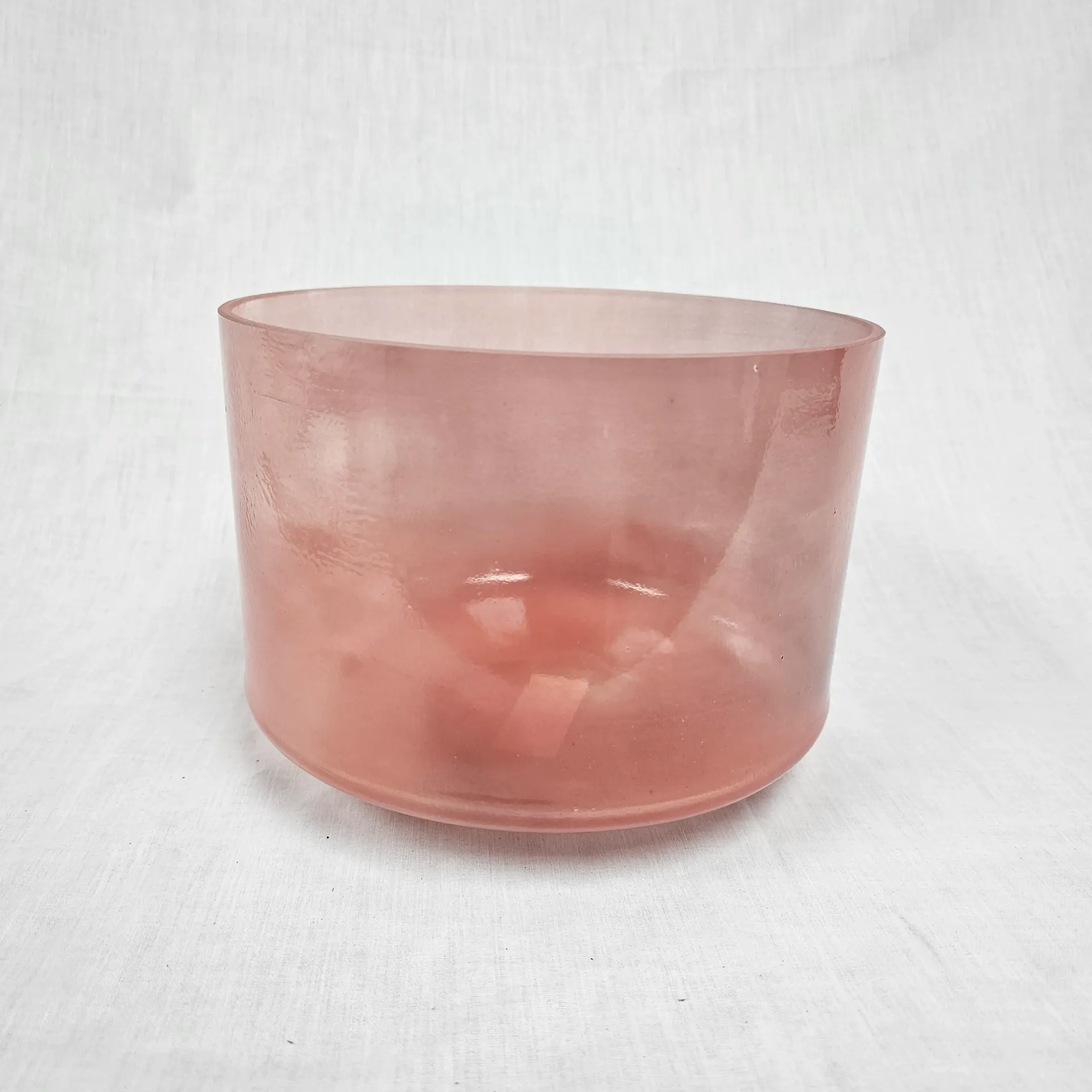 [#2826] Halite Infused Quartz Crystal Singing Bowl | 9" | 4E -24 | 325 Hz