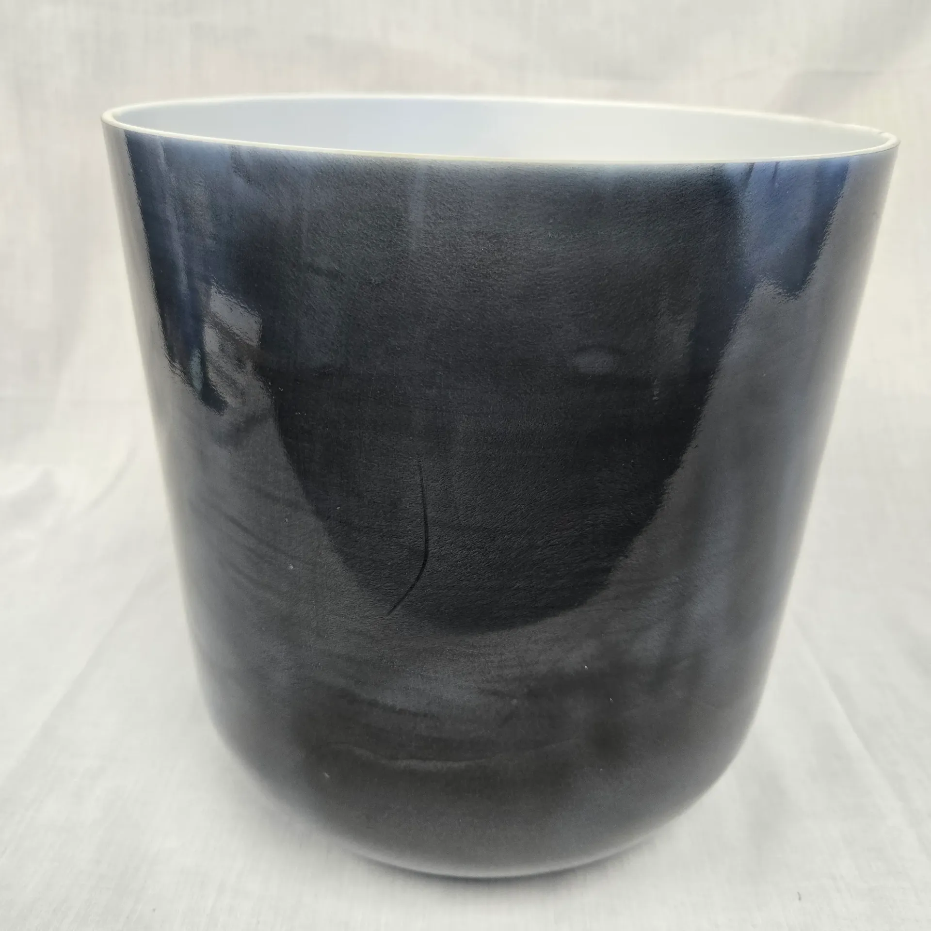 [#3190] Dumortierite Infused Quartz Crystal Singing Bowl | 10" | 3E -24 | 162Hz