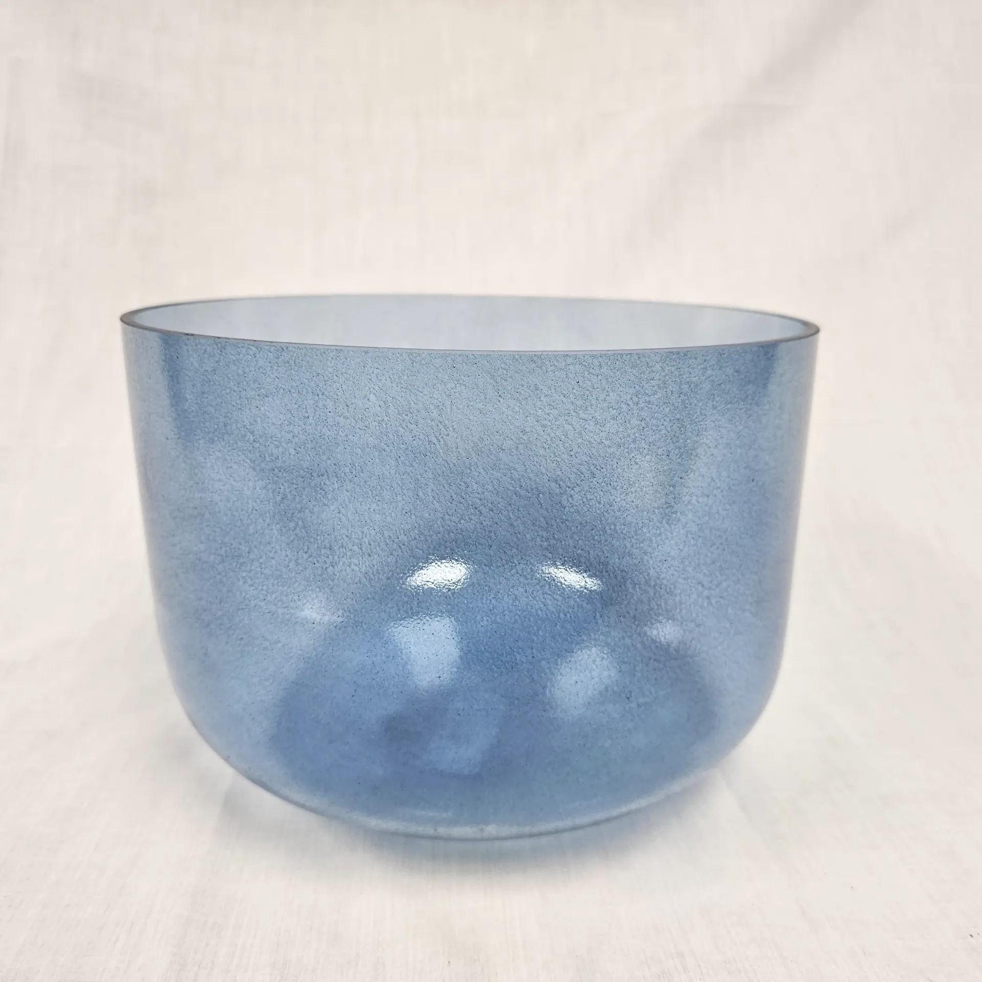 [#3437] Blue Sapphire Infused Quartz Crystal Singing Bowl | 10" | 3A#-34 | 228 Hz