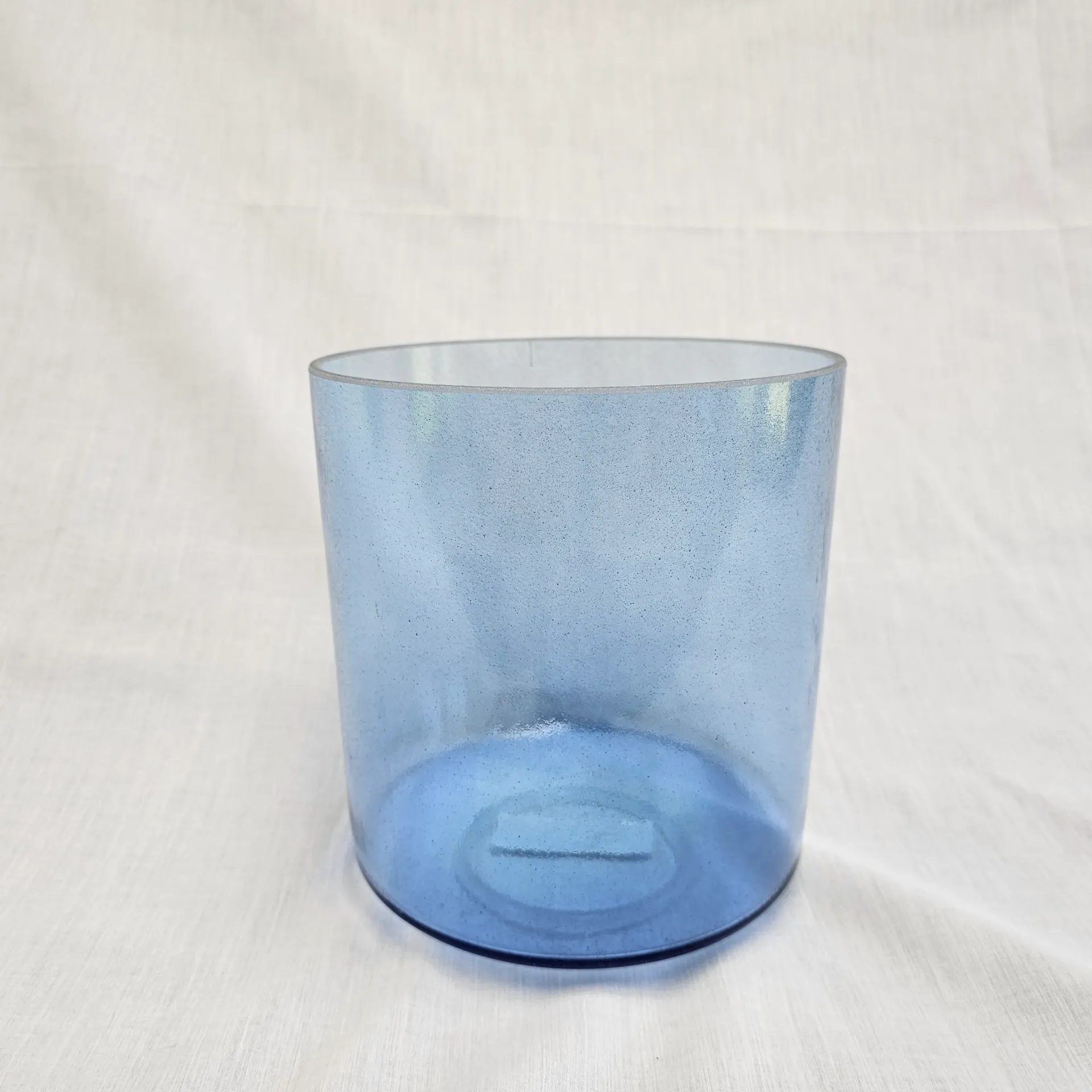 [3668] [#3668] 7" Blue Sapphire Infused Quartz Crystal Singing Bowl | 4F-17 | 345 Hz