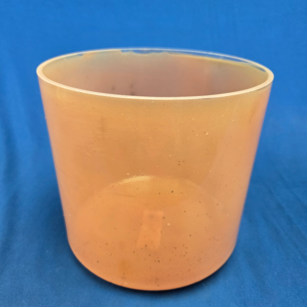 [3850] [3850] Intimate Uplift Infused Quartz Crystal Singing Bowl | 8" | 4E -37 | 322 Hz