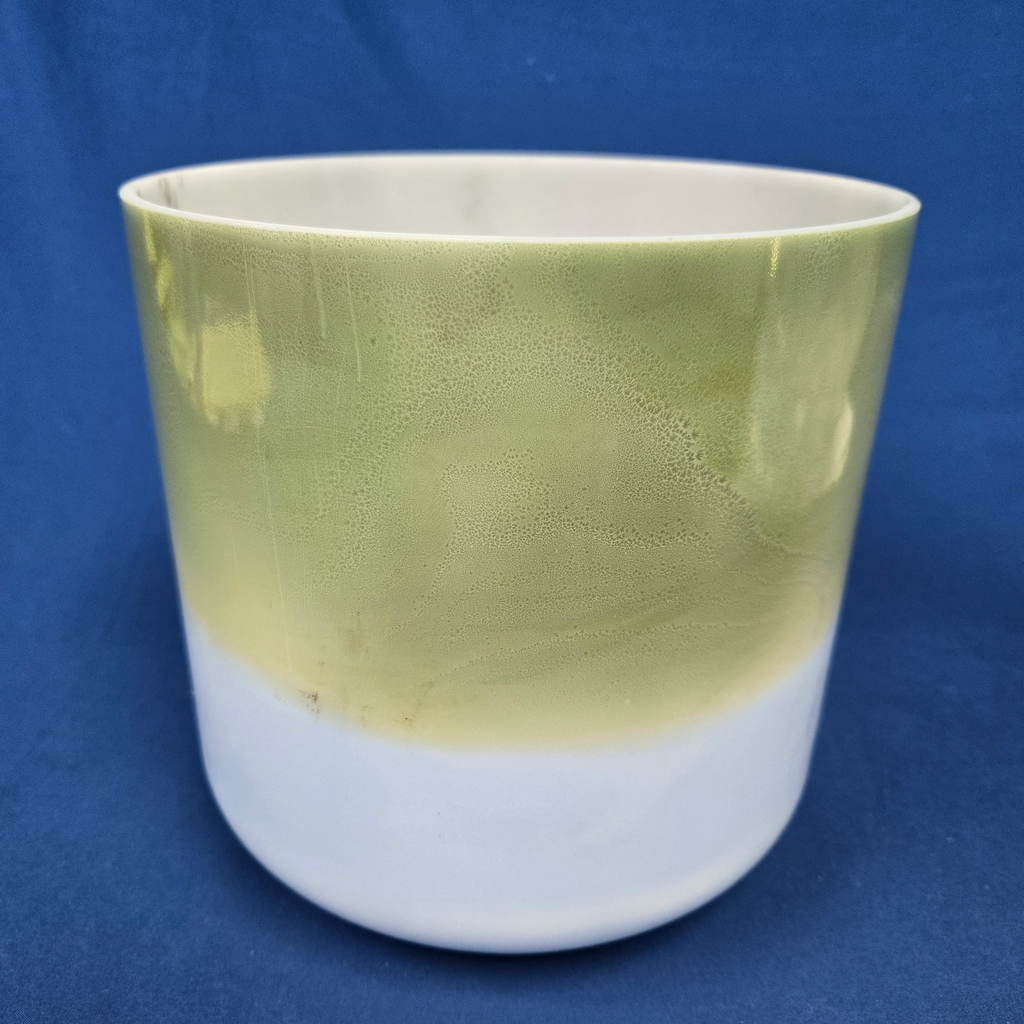 [4216] [#4216] 8" Spearmint & Blueberry Infused Quartz Crystal Singing Bowl | 4C-2 | 261 Hz