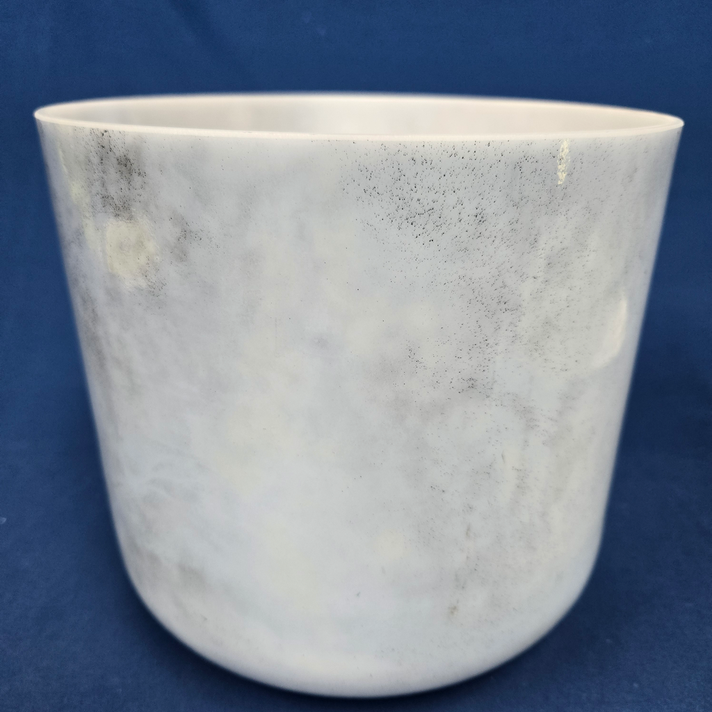 [#4225] Apatite Infused Quartz Crystal Singing Bowl | 8" | 4 D -44 | 286 Hz