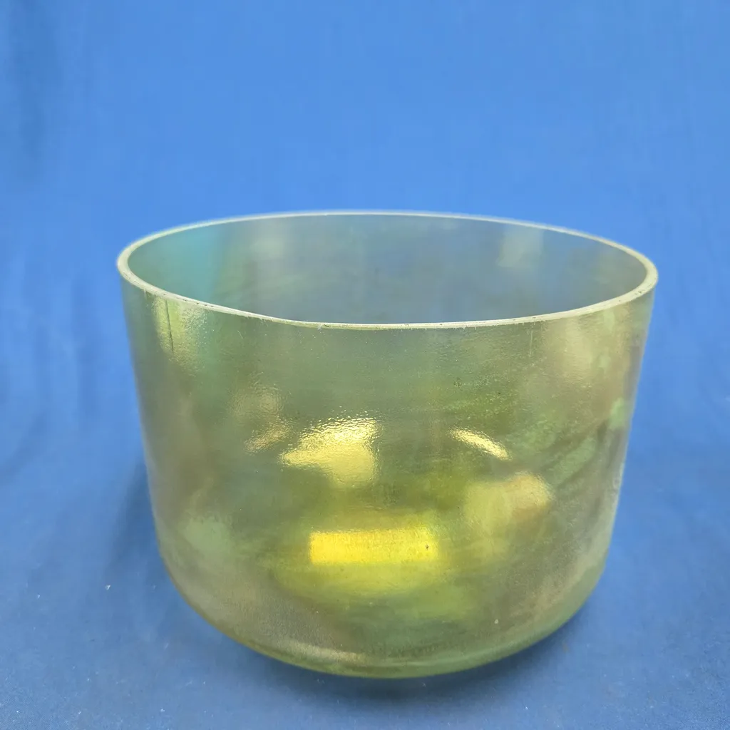 [4334] [#4334] 9" Dioptase Infused Quartz Crystal Singing Bowl | 4C+32 | 282 Hz