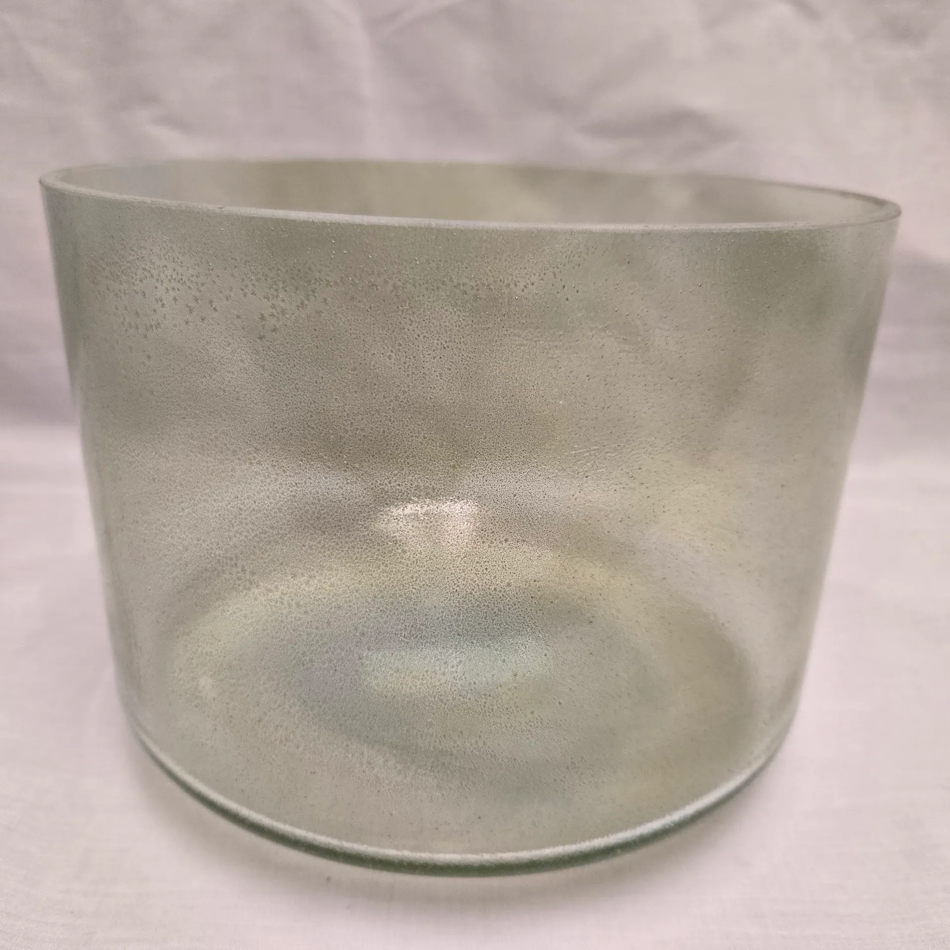 [#4336] 9" Dioptase Infused Quartz Crystal Singing Bowl | 4E+14 | 332 Hz