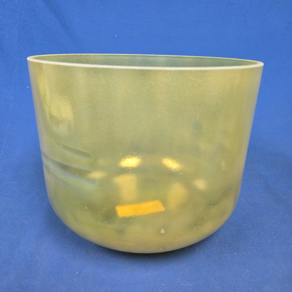 [#4422] Apache Peridot Infused Quartz Crystal Singing Bowl | 10" | 4C# -31 | 272 Hz