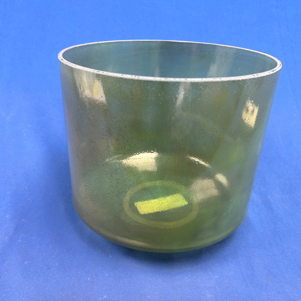[4585] [#4585] Tsavorite Infused Quartz Crystal Singing Bowl | 9" | 4C#-9 | 275 Hz