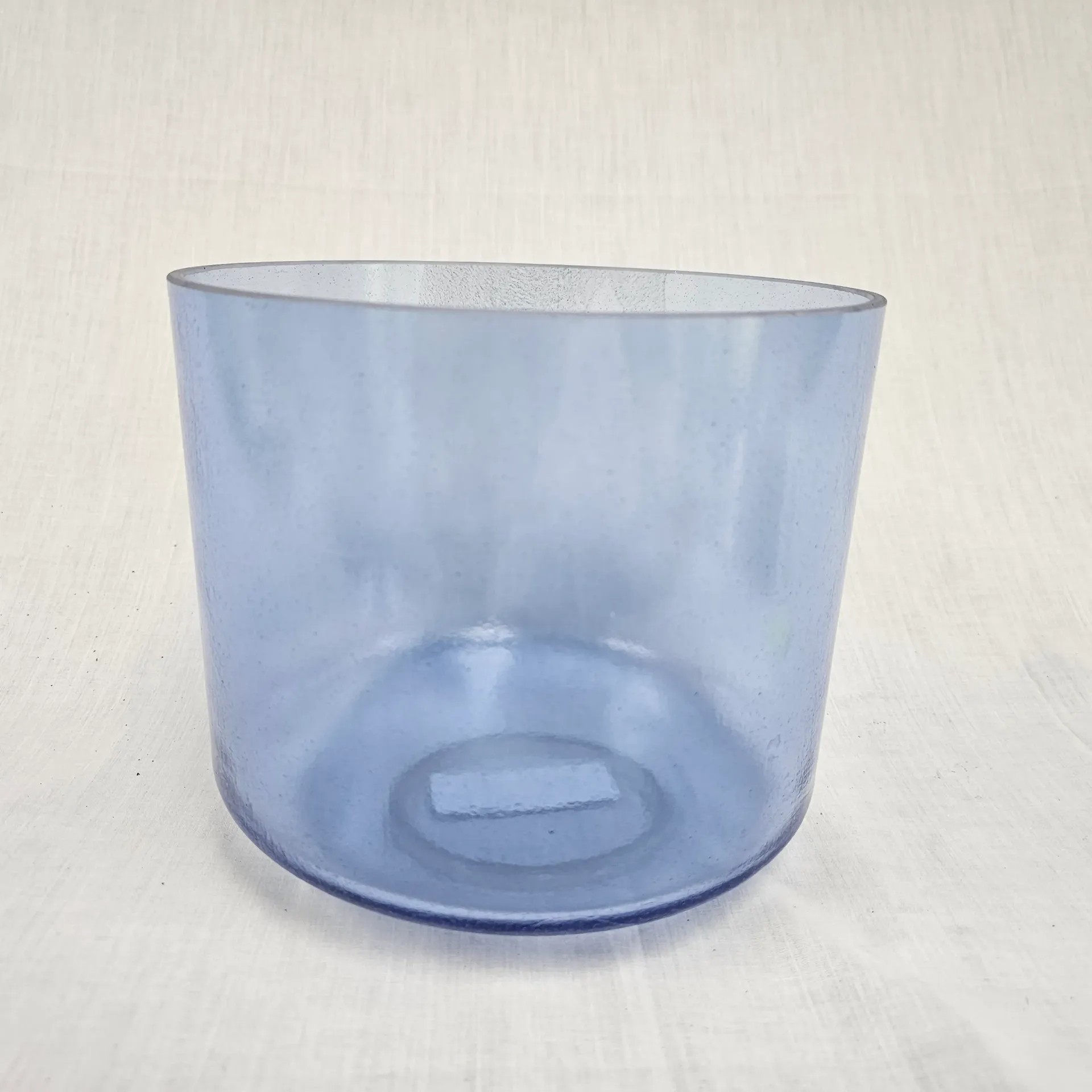 [#4893] Blue Sapphire Infused Quartz Crystal Singing Bowl | 8" | 4E -45 | 338 Hz