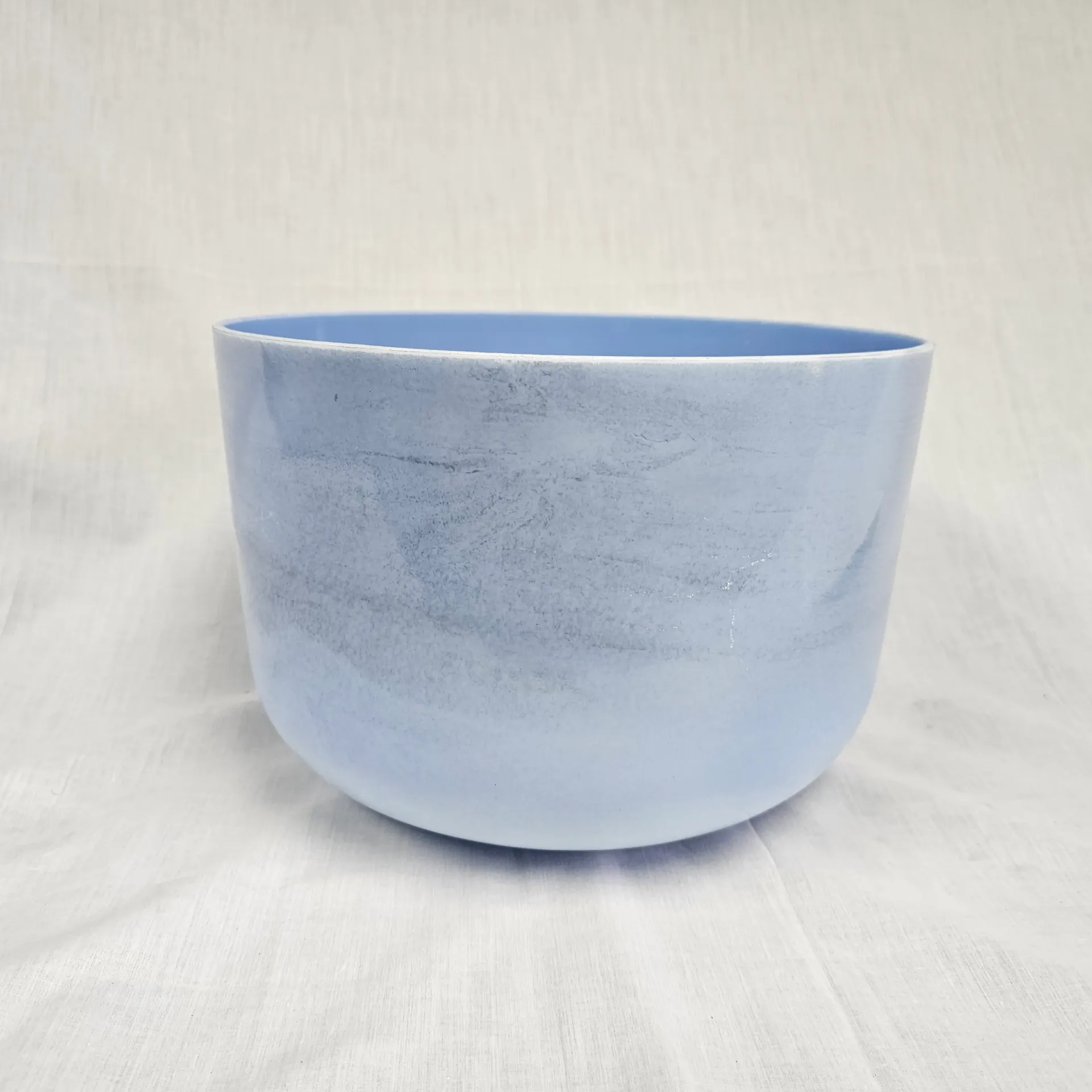 [#4830] Blue Topaz Infused Quartz Crystal Singing Bowl | 12" | 3E-7 | 164 Hz
