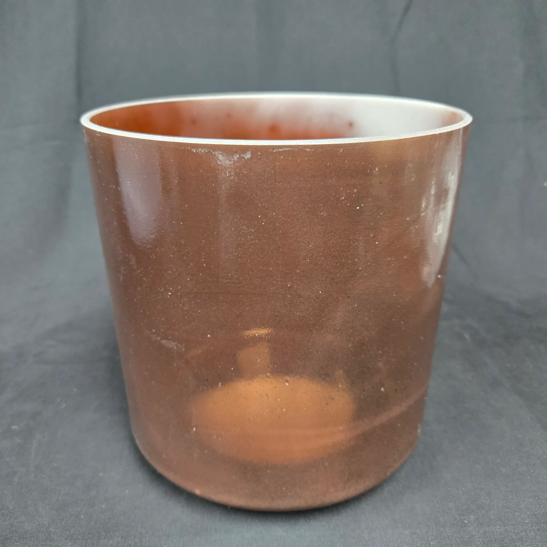 [5137] [#5137] 7" Smoky Quartz Infused Quartz Crystal Singing Bowl | 4E +37 | 337 Hz