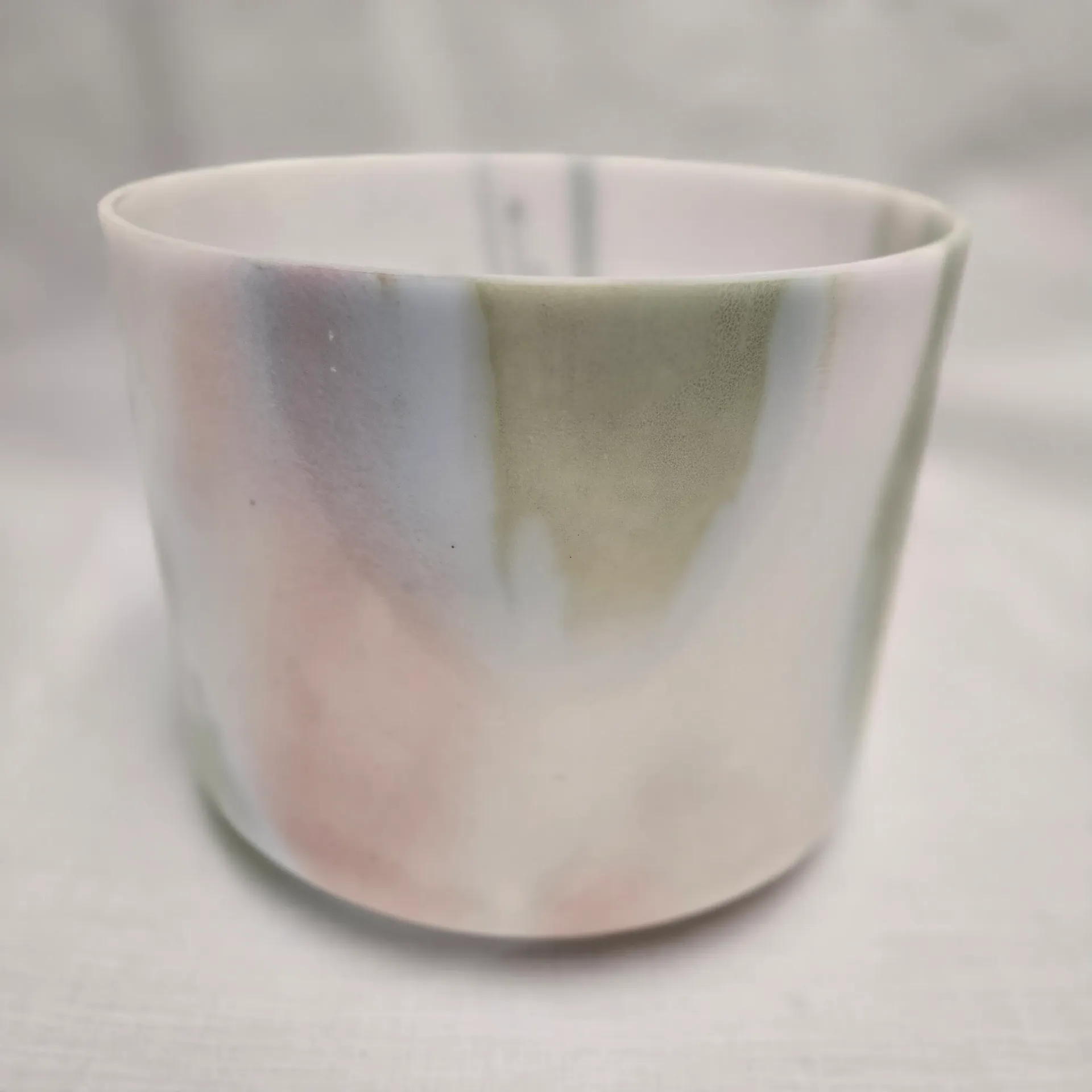 [#5349] 8" Moldavite & Rose Quartz Infused Quartz Crystal Singing Bowl 4D+29 | 298 Hz