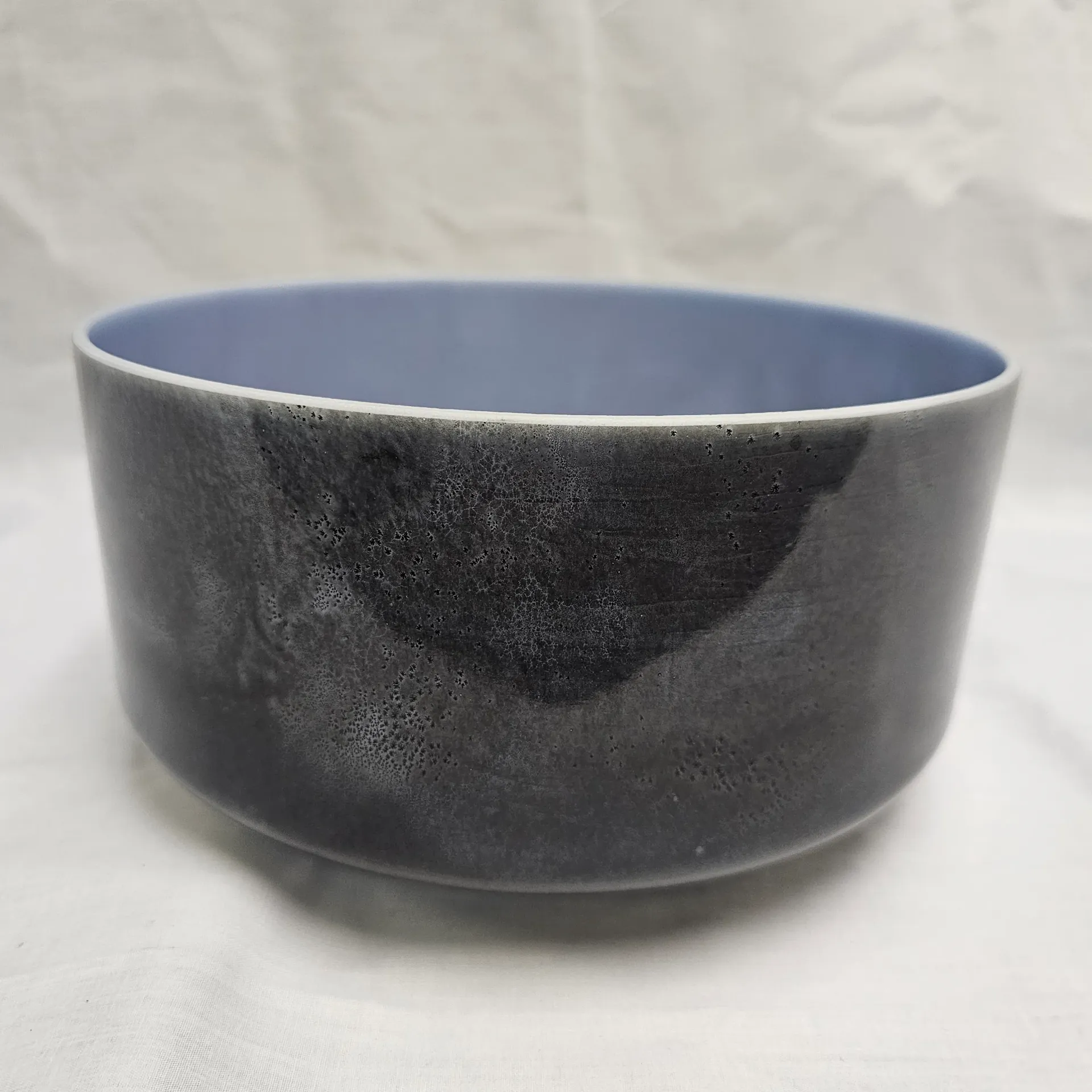 [1142] [#1142] 9" Chrysocolla Infused Quartz Crystal Singing Bowl | 4E+45 | 338 Hz